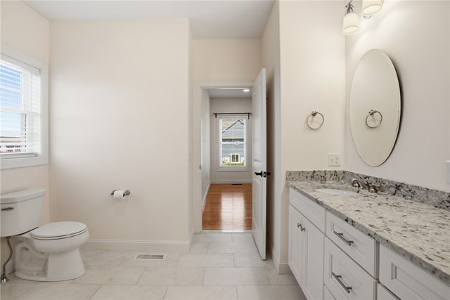 1291 Central Avenue, Johnston, RI 02919