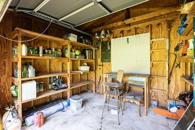 705 Overhill Dr, Kerrville, TX 78028