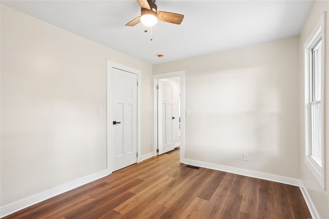 2819 Rollins Avenue, Des Moines, IA 50312