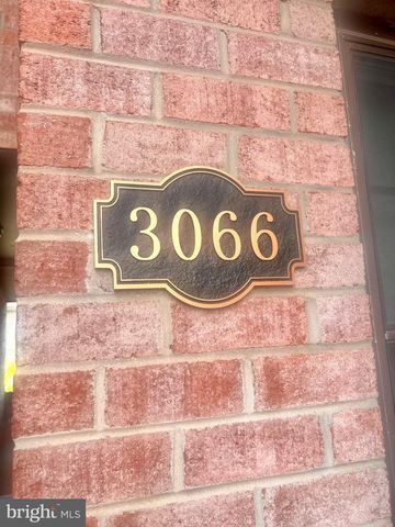 3066 PINEVIEW CT NE, Washington, DC 20018