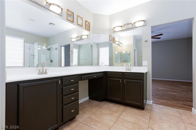 5426 Saint Bernard Court, Las Vegas, NV 89131