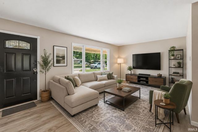 18441 Wee Acres Drive, Bristol, IN 46507