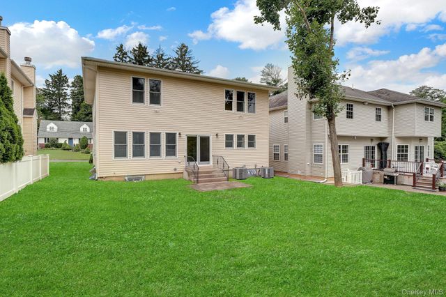86 George Street, East Hills, NY 11577