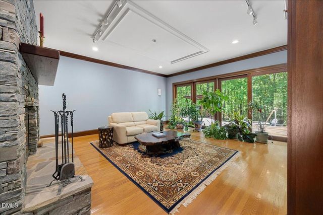 6600 Maynard Farm Road, Chapel Hill, NC 27516