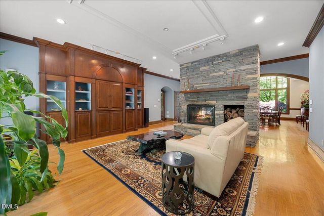 6600 Maynard Farm Road, Chapel Hill, NC 27516