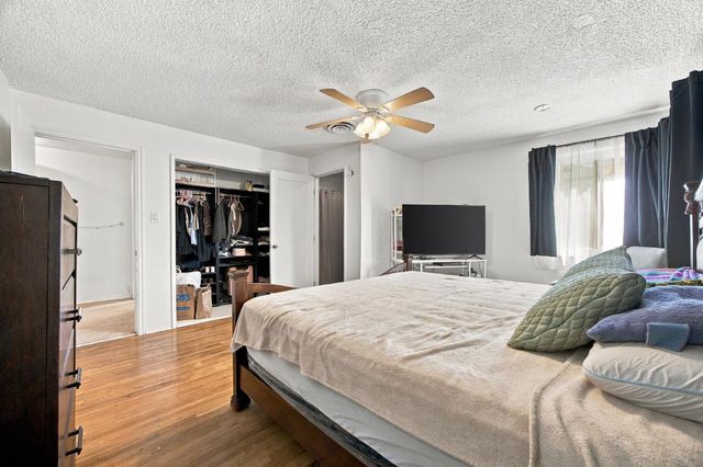 2137 Sacramento, Bakersfield, CA 93305