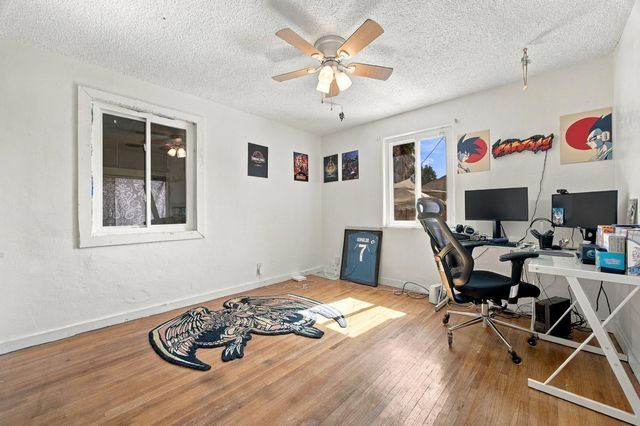 2137 Sacramento, Bakersfield, CA 93305