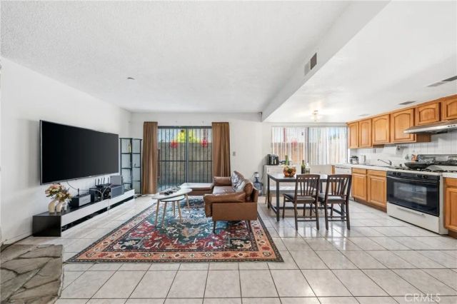 9471 Cortada, El Monte, CA 91733