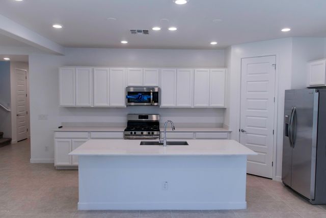 1106 E Weatherby Way, Chandler, AZ 85286
