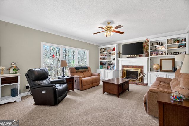 227 Ashford Circle, Lagrange, GA 30240