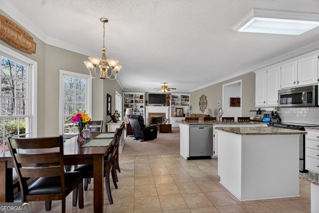 227 Ashford Circle, Lagrange, GA 30240