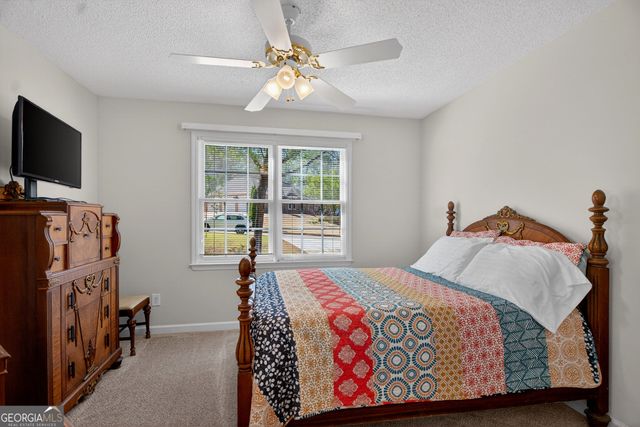 227 Ashford Circle, Lagrange, GA 30240