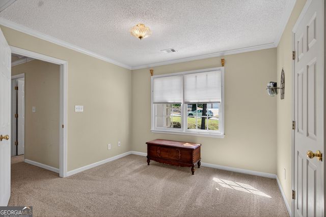 227 Ashford Circle, Lagrange, GA 30240