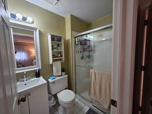 2791 Green Bridge Court V2, Schaumburg, IL 60194