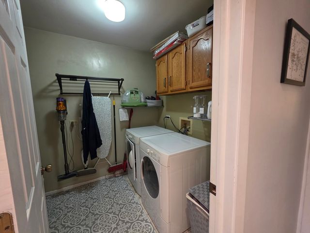 2791 Green Bridge Court V2, Schaumburg, IL 60194