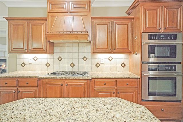 113 Limbaugh Valley Drive, Mcdonough, GA 30252