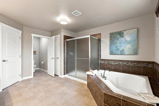 2823 W Sunset View Ln, Spokane, WA 99208