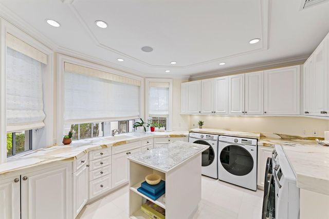 372 Regatta Drive, Jupiter, FL 33477
