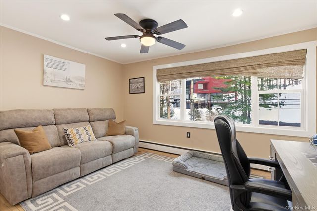 58 Oakdale Road, Centerport, NY 11721