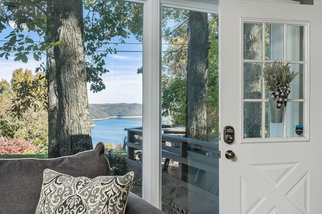 1824 Puckett Point Rd, Smithville, TN 37166