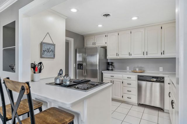 1824 Puckett Point Rd, Smithville, TN 37166