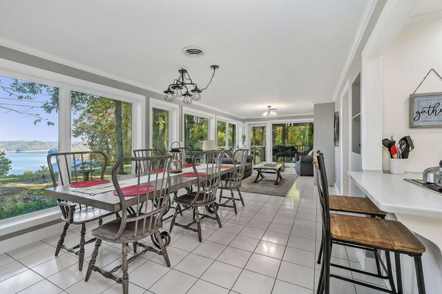 1824 Puckett Point Rd, Smithville, TN 37166