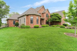 2602 Castlerock Drive, Urbana, IL 61802