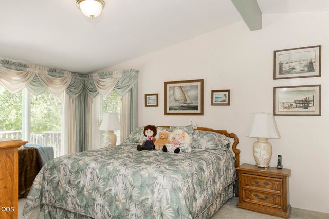 5195 Riverbanks Road, Grants Pass, OR 97527