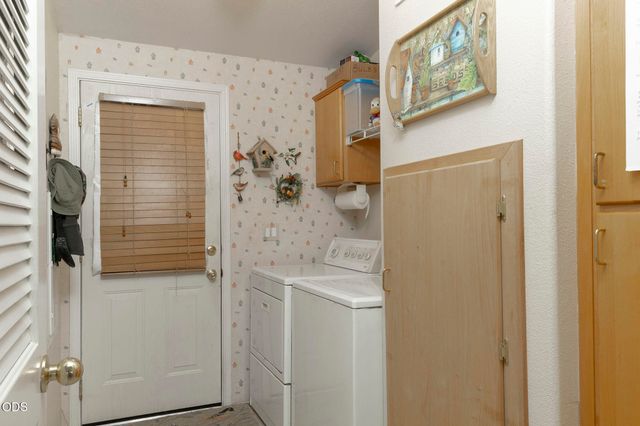 5195 Riverbanks Road, Grants Pass, OR 97527