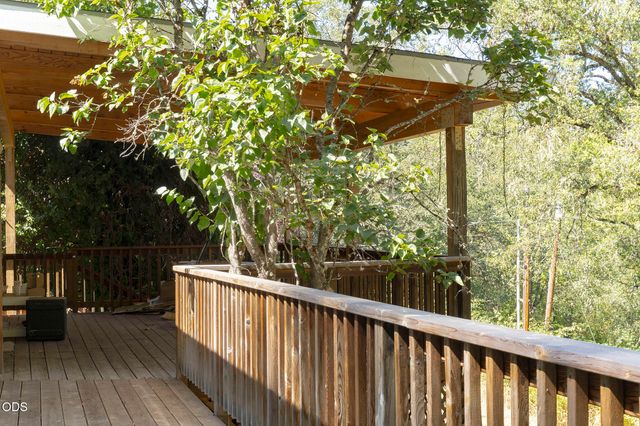 5195 Riverbanks Road, Grants Pass, OR 97527
