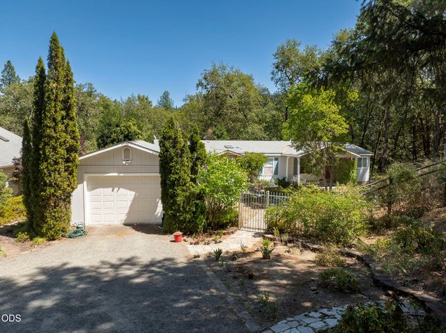 5195 Riverbanks Road, Grants Pass, OR 97527