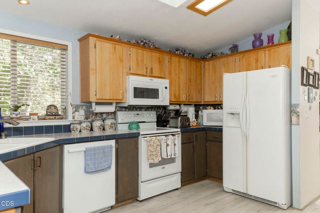 5195 Riverbanks Road, Grants Pass, OR 97527