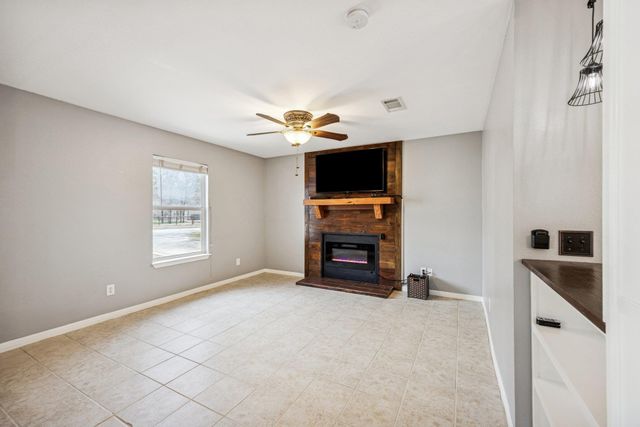 114 Upola CT, Bastrop, TX 78602