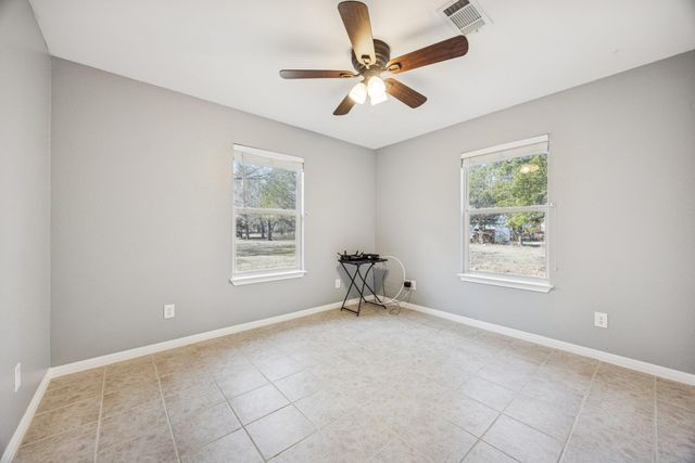 114 Upola CT, Bastrop, TX 78602