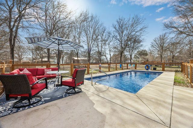 114 Upola CT, Bastrop, TX 78602