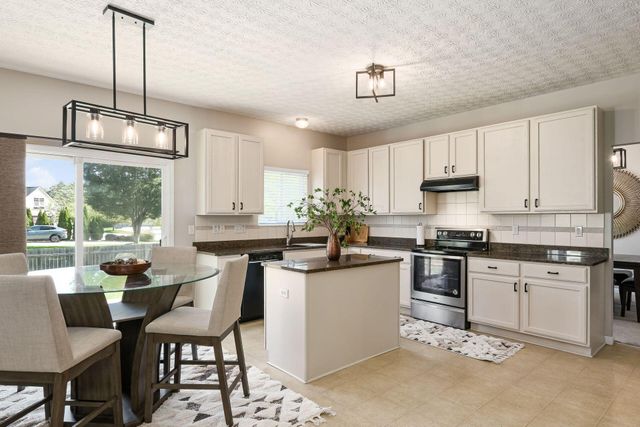 4446 Braithway Street, Hilliard, OH 43026