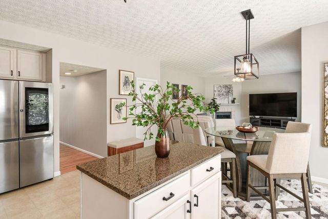 4446 Braithway Street, Hilliard, OH 43026