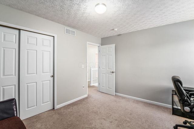 4446 Braithway Street, Hilliard, OH 43026