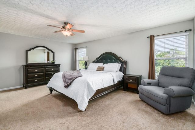 4446 Braithway Street, Hilliard, OH 43026