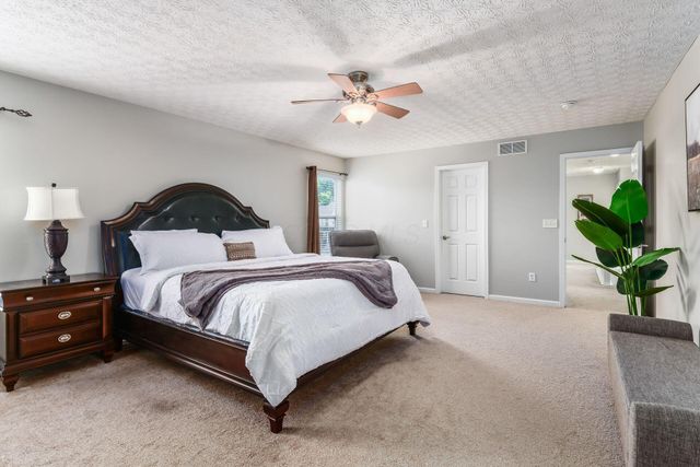 4446 Braithway Street, Hilliard, OH 43026