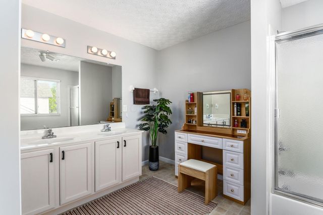 4446 Braithway Street, Hilliard, OH 43026