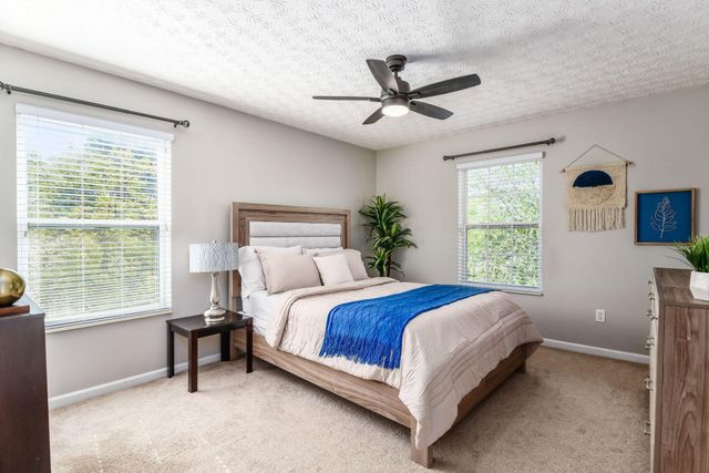 4446 Braithway Street, Hilliard, OH 43026