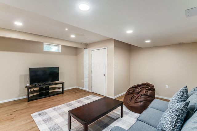 4446 Braithway Street, Hilliard, OH 43026