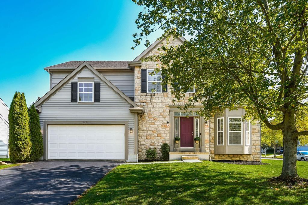 4446 Braithway Street, Hilliard, OH 43026