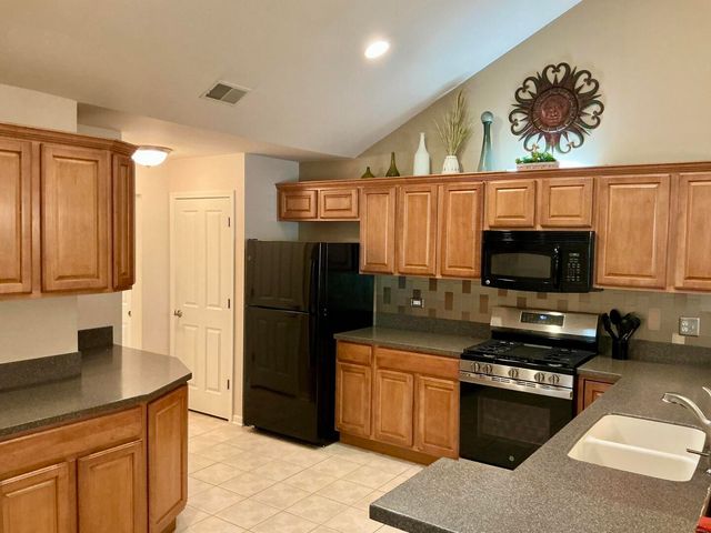 23857 N Dayfield Drive, Plainfield, IL 60586