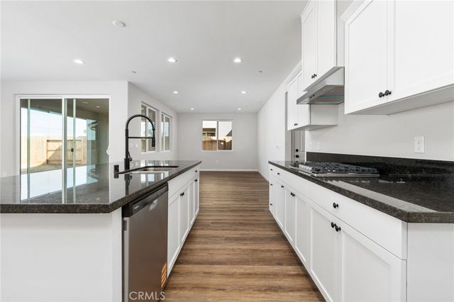 1266 Talus Way S, Madera, CA 93636