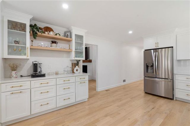 403 Rockbridge Road SW, Lilburn, GA 30047