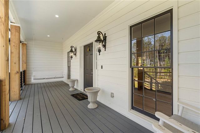 403 Rockbridge Road SW, Lilburn, GA 30047