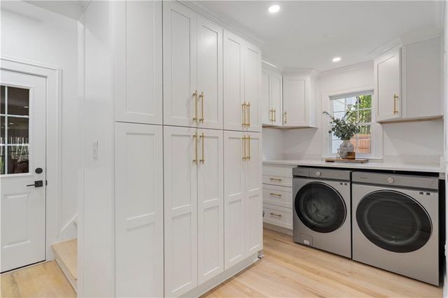 403 Rockbridge Road SW, Lilburn, GA 30047