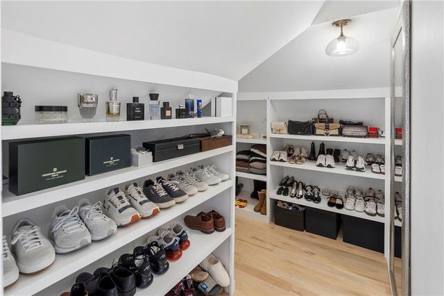 403 Rockbridge Road SW, Lilburn, GA 30047